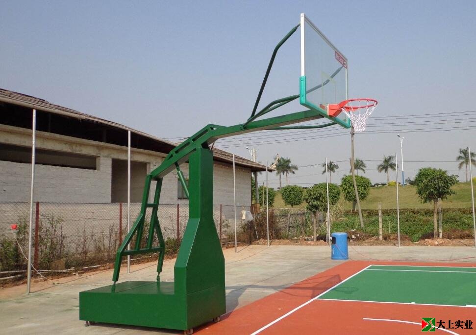 平箱款液壓移動(dòng)籃球架
